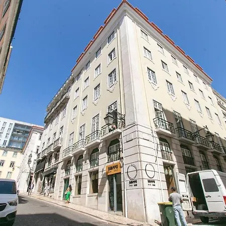 Made For The Lovers- Urban Charm In Chiado Lisboa