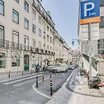 Apartment Made For The Lovers- Urban Charm In Chiado